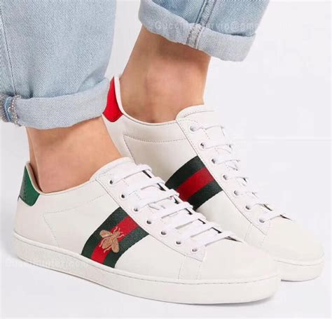 mens white gucci trainers replica|white gucci trainers men's.